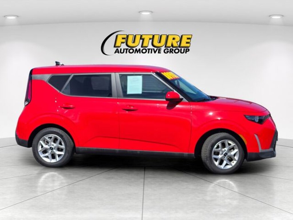 Used 2024 Kia Soul LX Hatchback