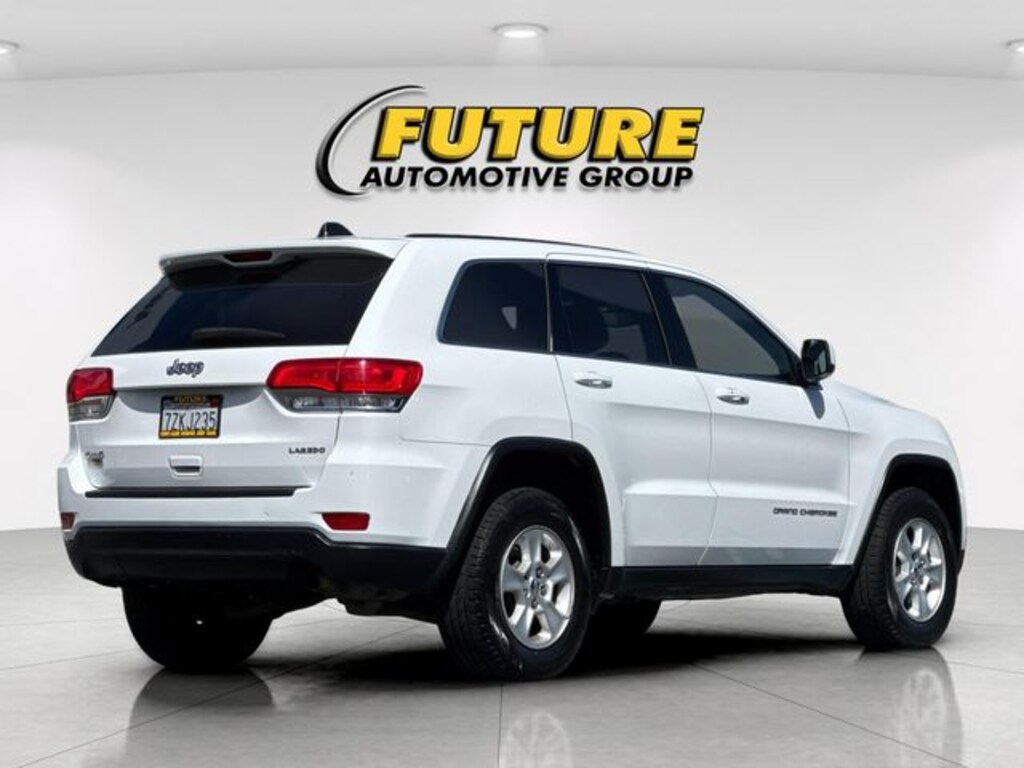 Used 2015 Jeep Grand Cherokee Laredo SUV