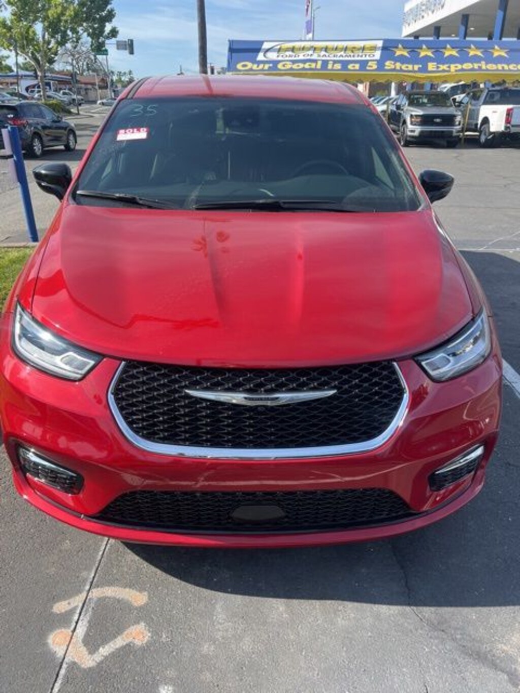 Used 2025 Chrysler Pacifica Select Minivan/Van