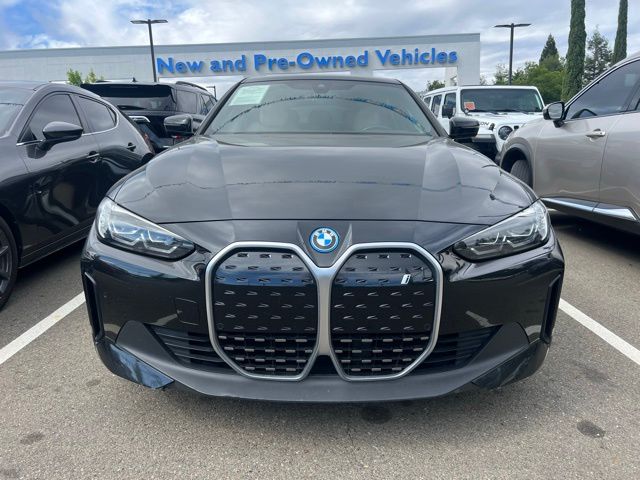 2023 BMW i4 eDrive35 photo 2