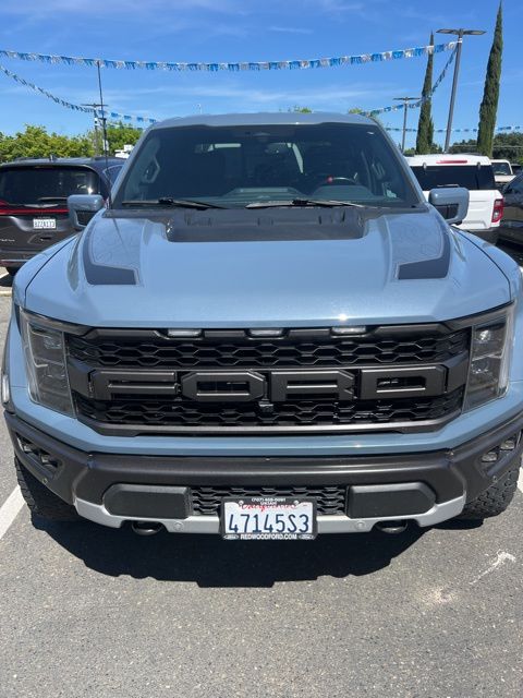 2023 Ford F-150 Raptor photo 3