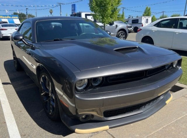 2019 Dodge Challenger R/T photo 4