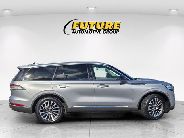 2022 Lincoln Aviator Reserve photo 2