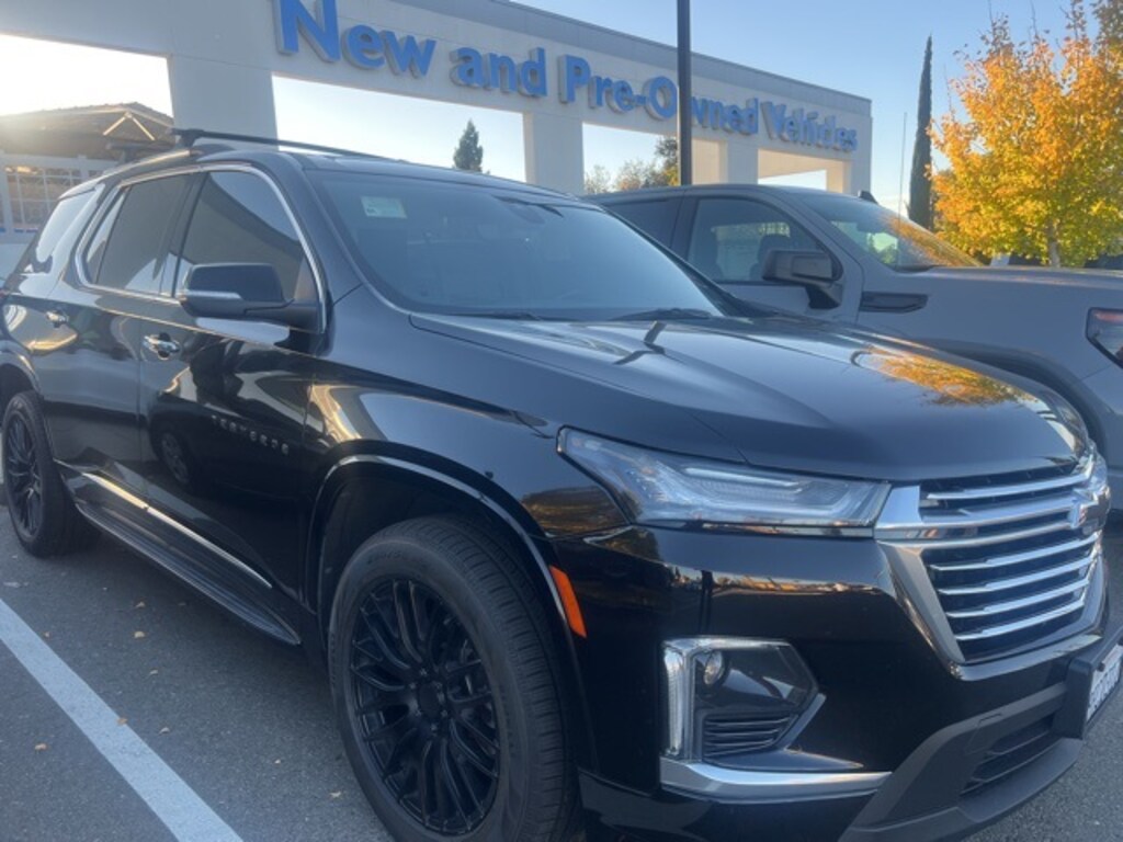 Used 2023 Chevrolet Traverse Premier SUV