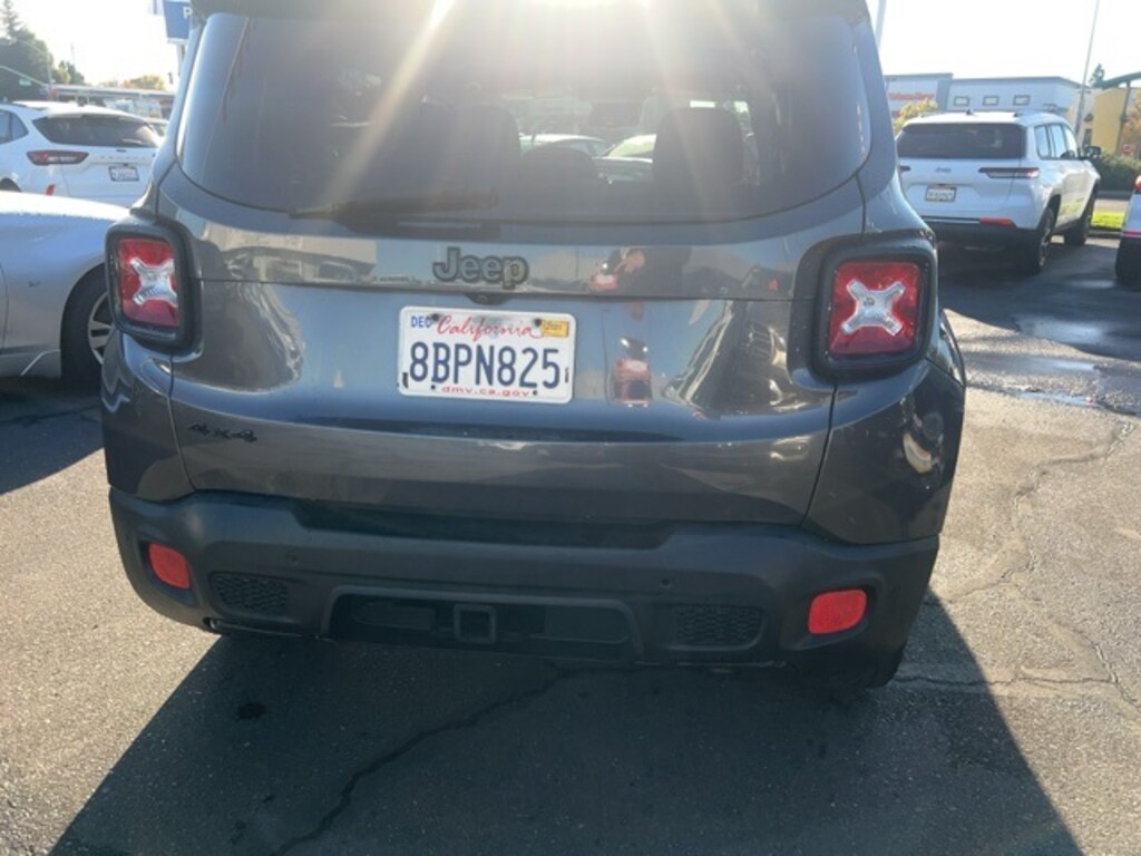 Used 2017 Jeep Renegade Altitude SUV