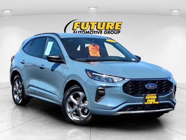 2023 Ford Escape