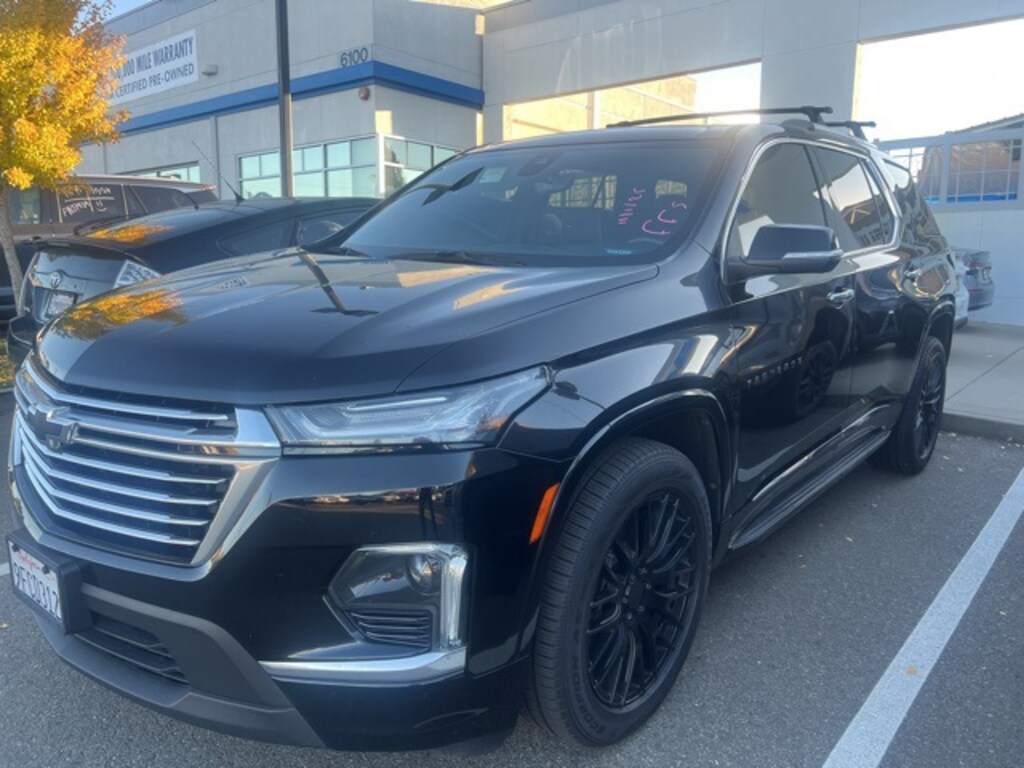 Used 2023 Chevrolet Traverse Premier SUV