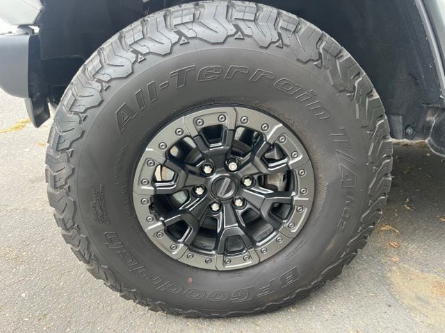 2022 Ford Bronco Raptor photo 3