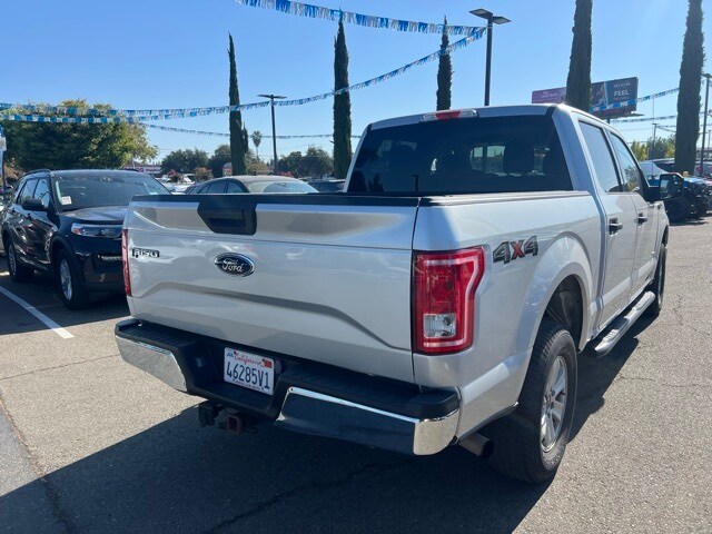 2015 Ford F-150 XLT photo 4