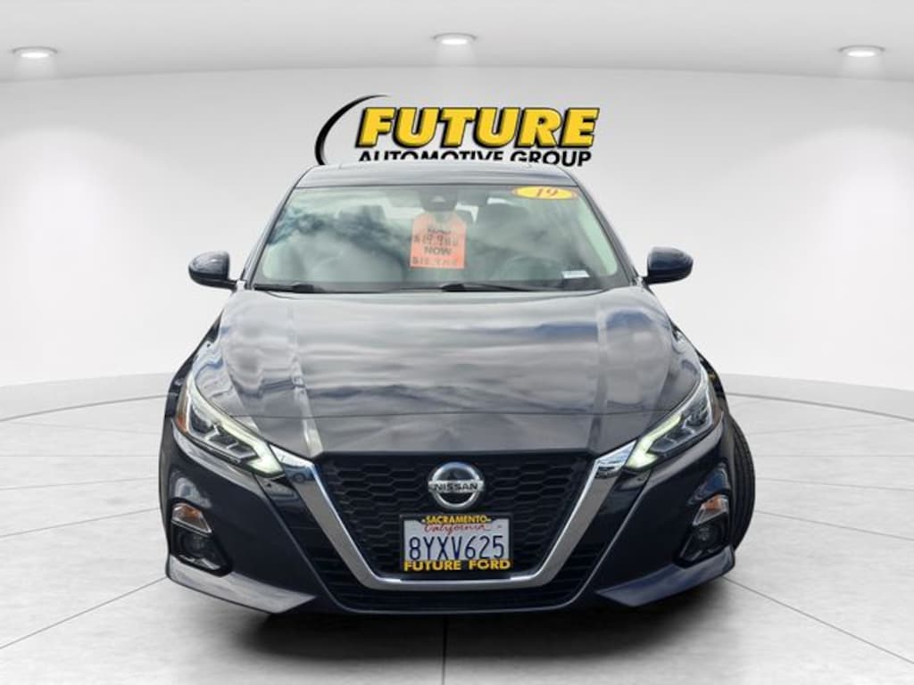 Used 2019 Nissan Altima 2.5 SV Sedan