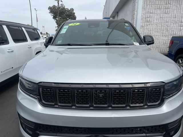 2024 Jeep Grand Wagoneer L Series II photo 2