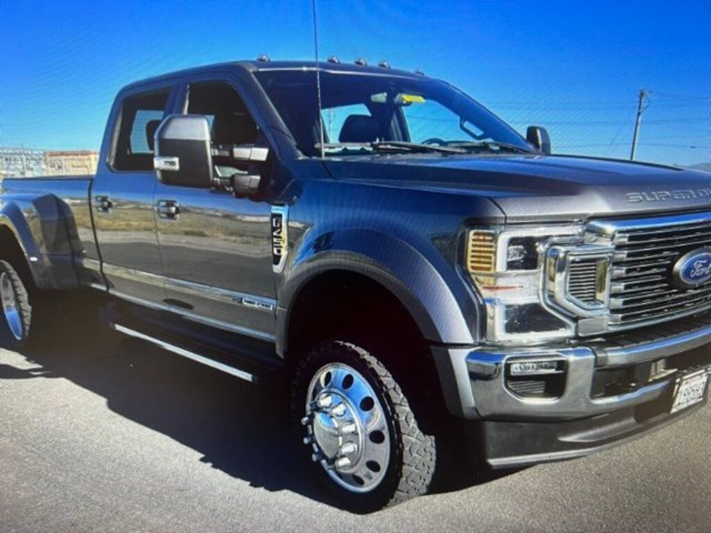 Used 2022 Ford F-450SD Lariat Crew Cab 4WD Lifted Truck