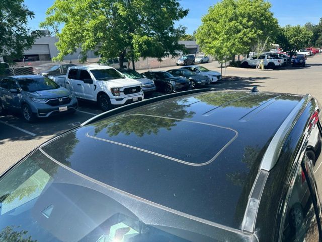 2022 Honda Pilot Touring photo 3