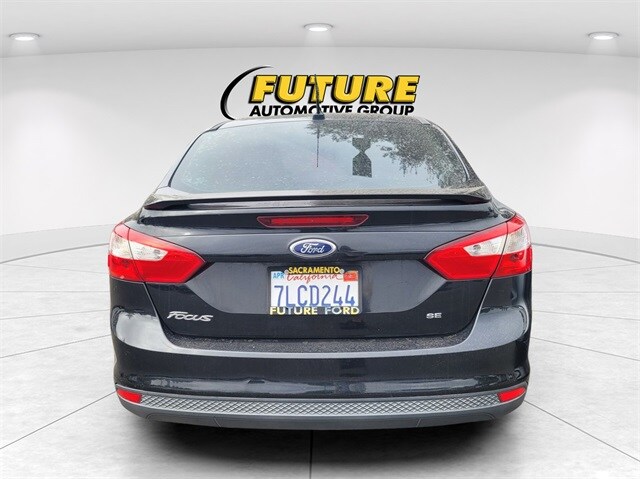 2014 Ford Focus SE photo 4