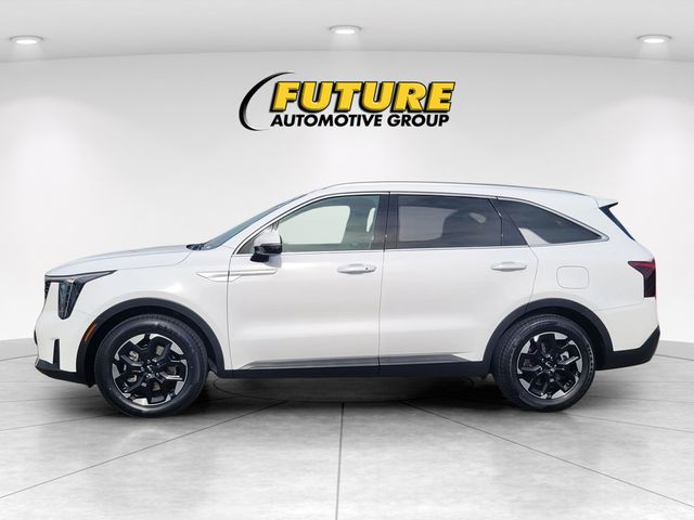 2024 Kia Sorento S photo 5
