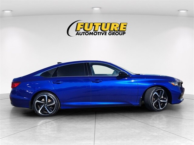 2022 Honda Accord Sport photo 3