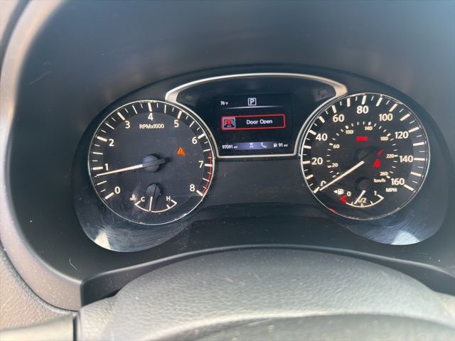 2017 Nissan Altima 2.5 SV photo 4