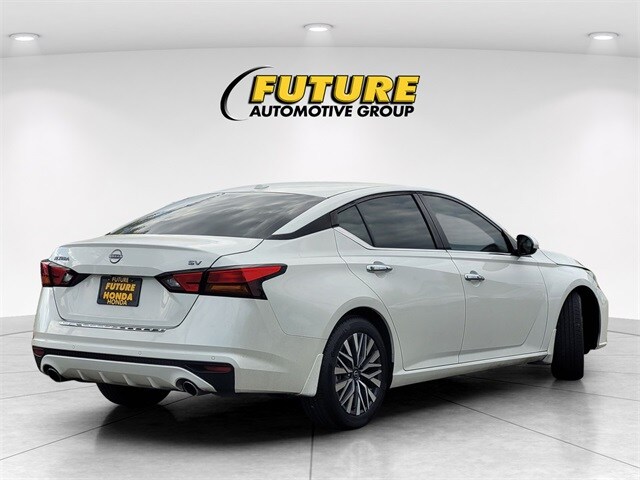 2023 Nissan Altima 2.5 SV photo 4