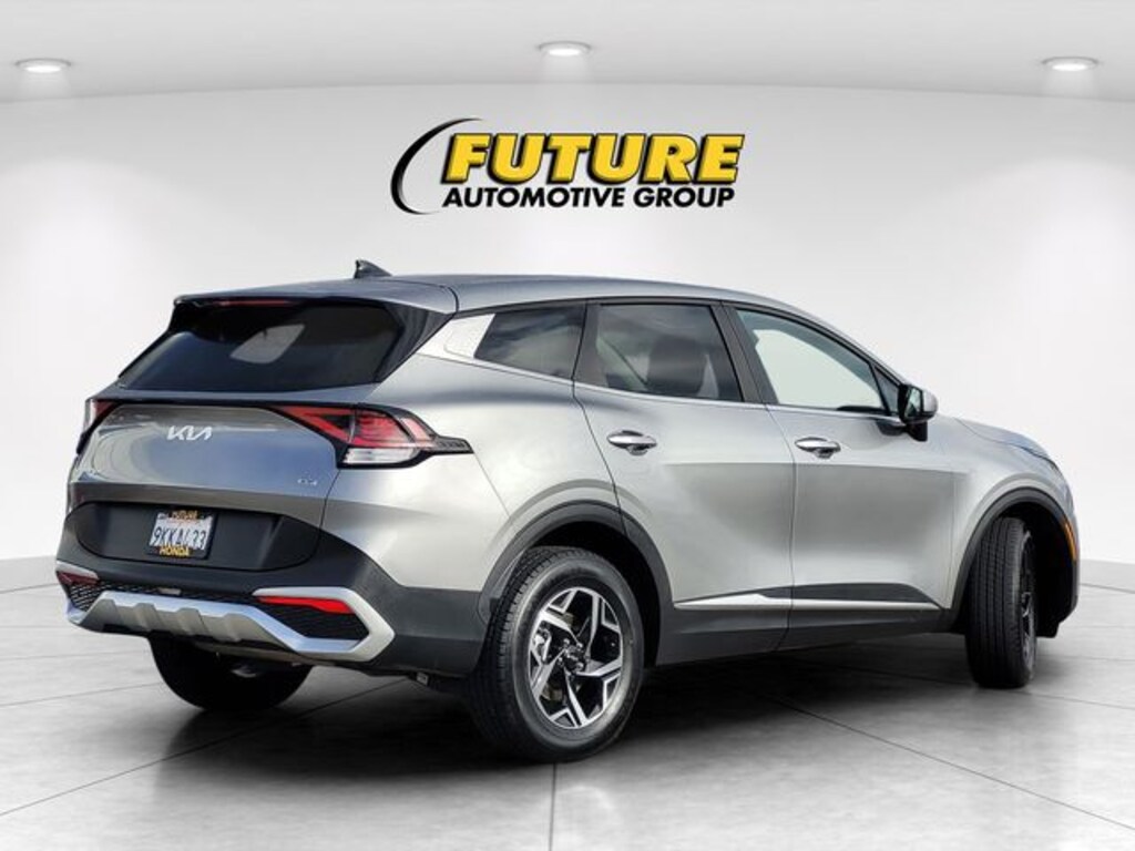 Used 2024 Kia Sportage LX SUV