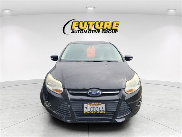 2014 Ford Focus SE photo 2