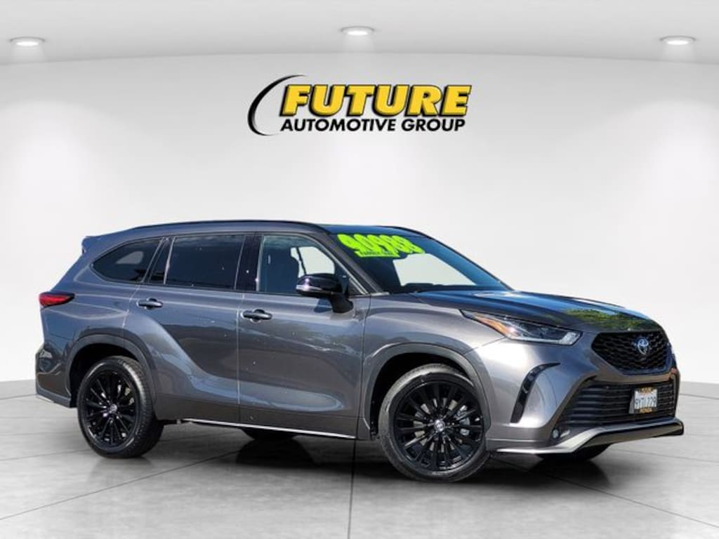 Used 2023 Toyota Highlander XSE SUV