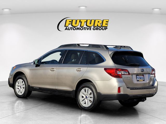 2017 Subaru Outback 2.5i Premium photo 6