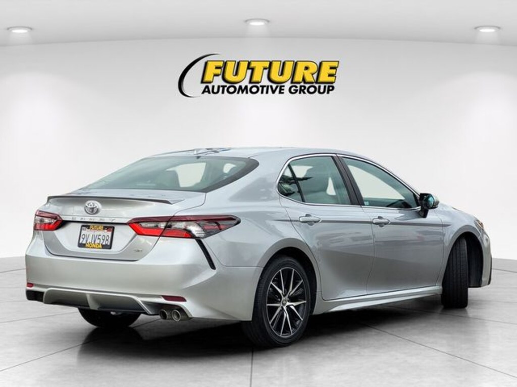 Used 2023 Toyota Camry SE Sedan