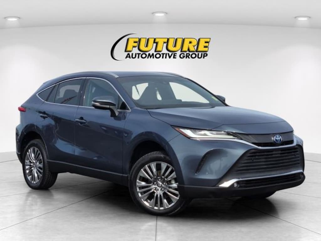 Used 2023 Toyota Venza XLE SUV