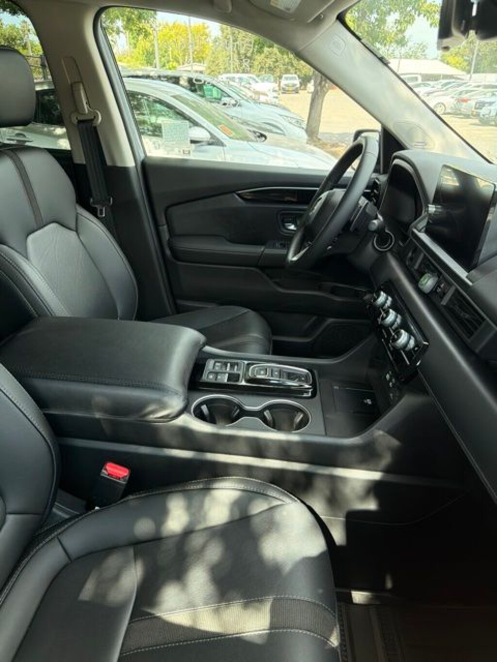 Certified 2025 Honda Pilot Touring SUV