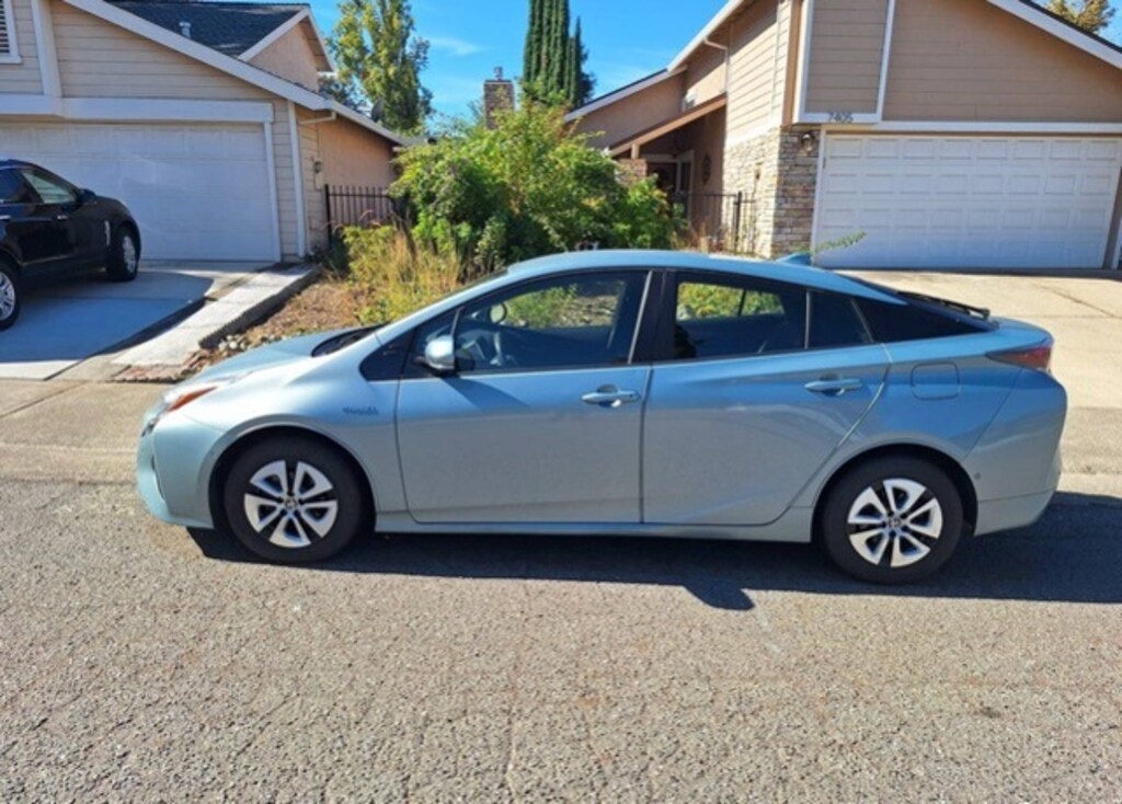 Used 2018 Toyota Prius Four Hatchback