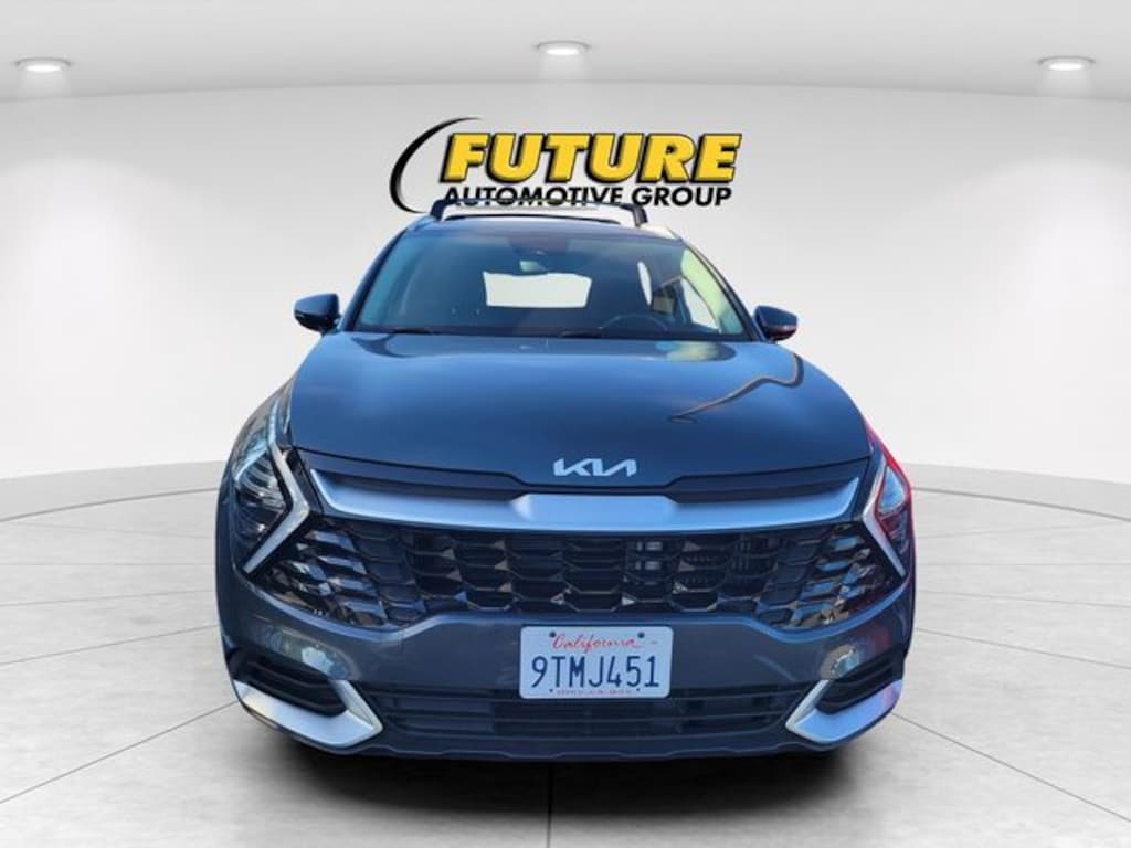 Used 2024 Kia Sportage Hybrid EX SUV