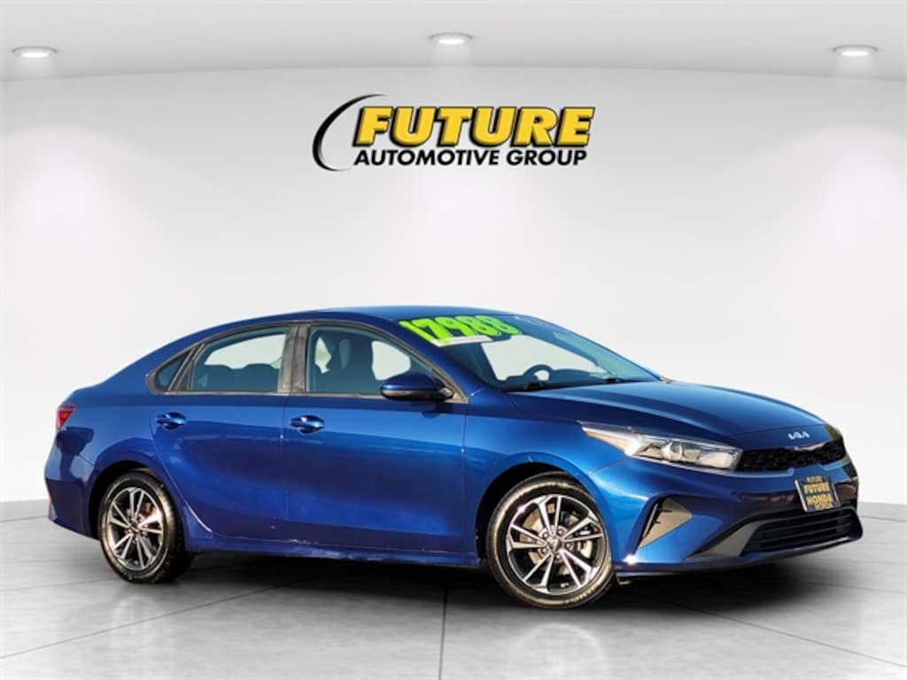 Used 2023 Kia Forte LXS Sedan