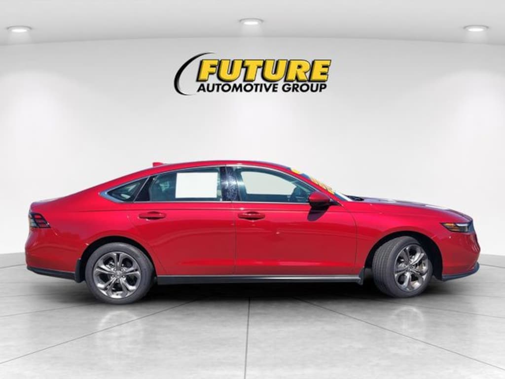 Used 2024 Honda Accord EX Sedan