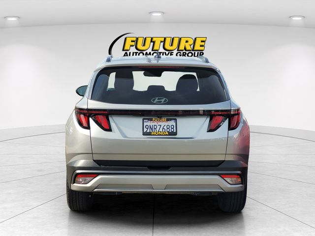 2025 Hyundai Tucson SEL photo 3