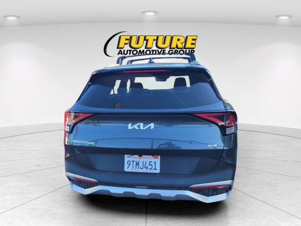 Used 2024 Kia Sportage Hybrid EX SUV