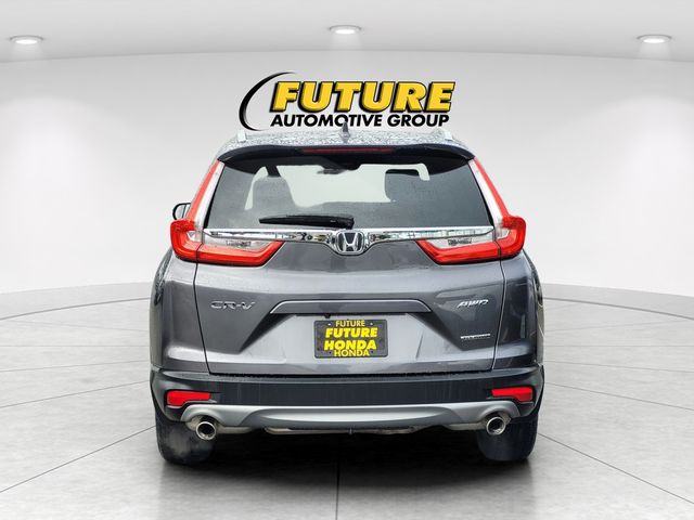 2019 Honda CR-V Touring photo 3