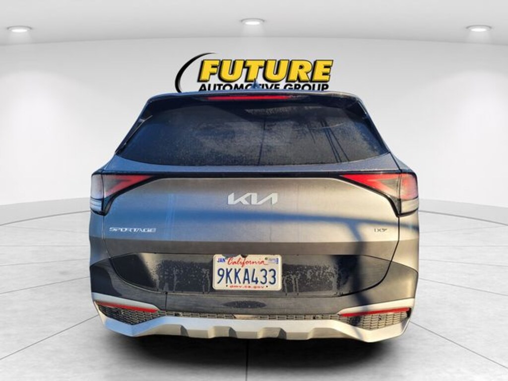 Used 2024 Kia Sportage LX SUV