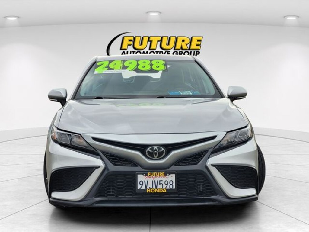 Used 2023 Toyota Camry SE Sedan