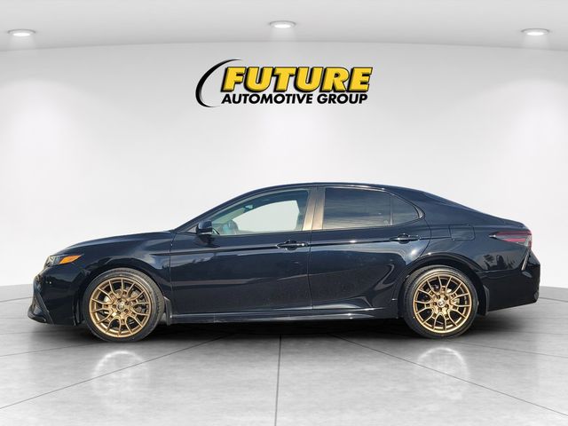 2024 Toyota Camry SE Nightshade photo 5