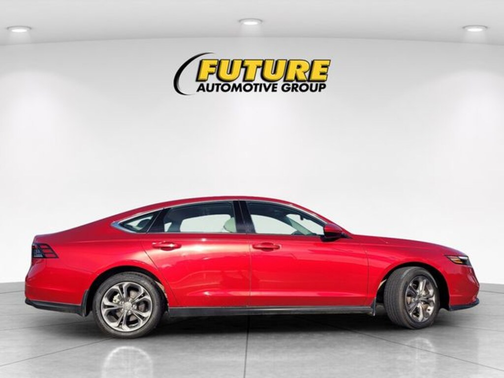 Used 2024 Honda Accord EX Sedan