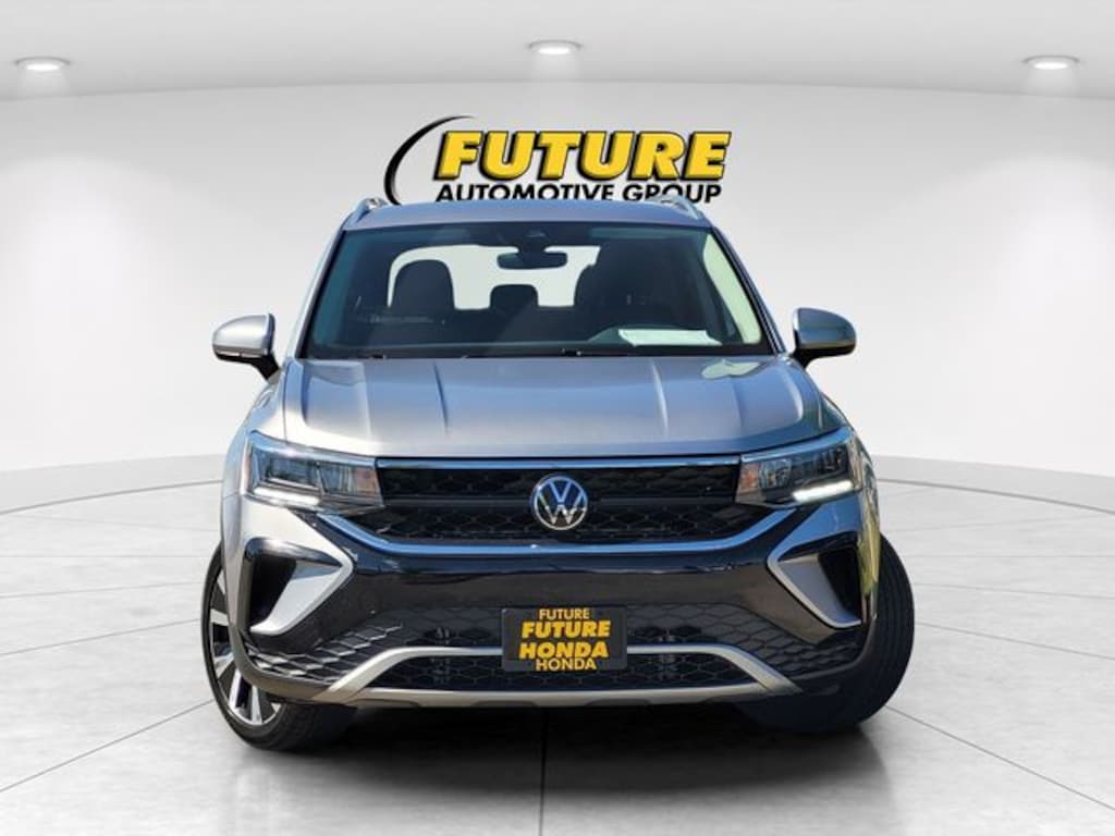 Used 2024 Volkswagen Taos 1.5T SE SUV
