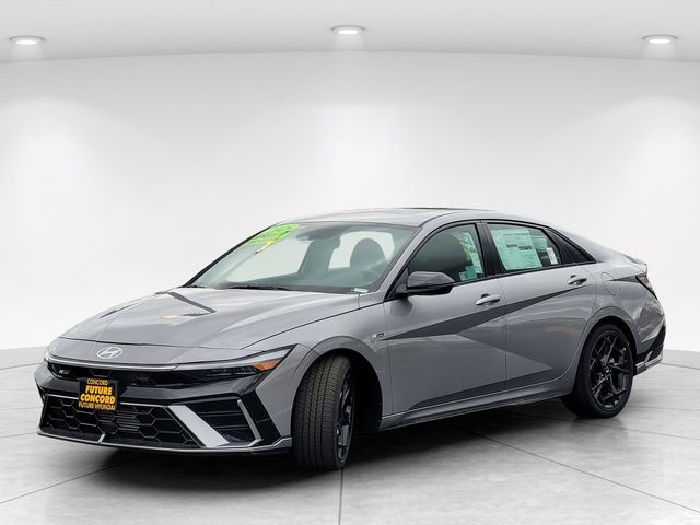 2025 Hyundai Elantra N Line photo 3