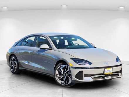 2025 Hyundai IONIQ 6 SEL Sedan
