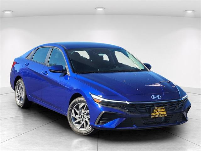 2026 Hyundai Elantra Blue's photo