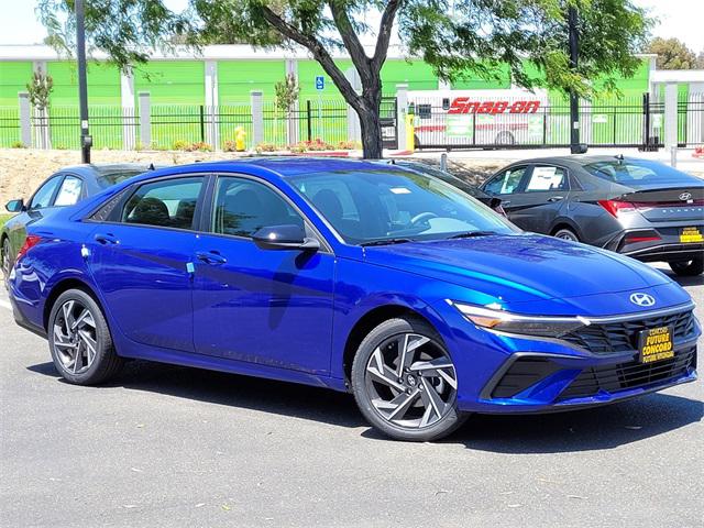 2025 Hyundai Elantra Sedan 