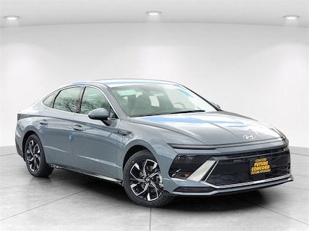 2025 Hyundai Sonata SEL Sedan