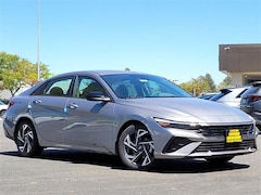 2025 Hyundai Elantra SEL Sport Sedan