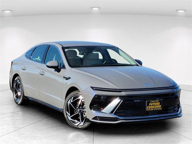 2026 Hyundai Sonata SEL's photo