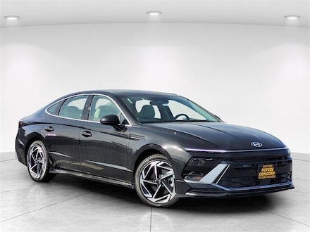 2025 Hyundai Sonata SEL Convenience Sedan