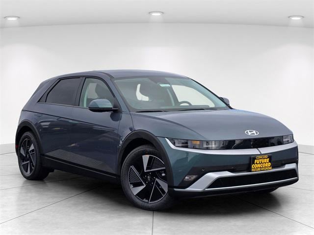 2026 Hyundai IONIQ 5 SEL's photo